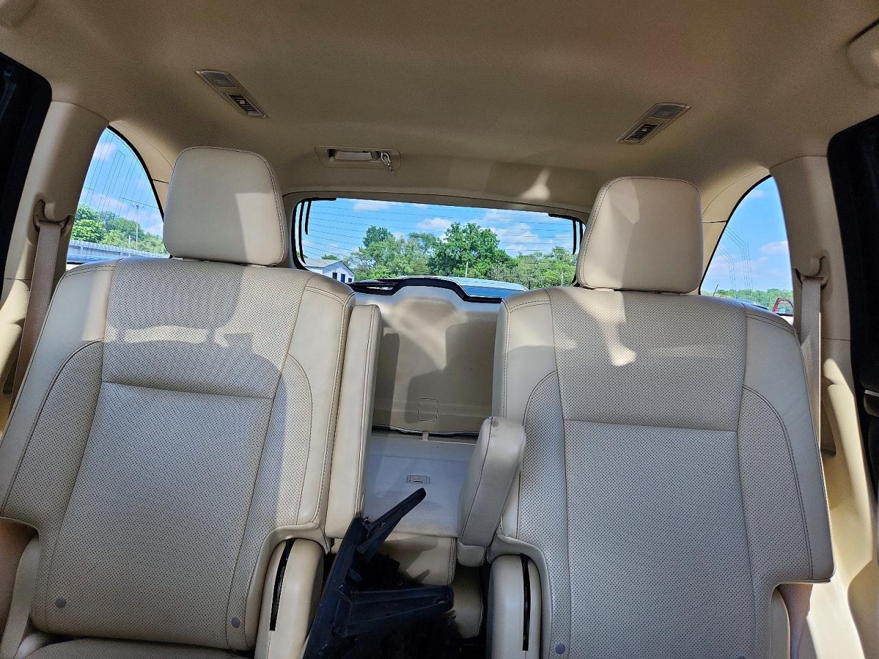 2016 TOYOTA HIGHLANDER