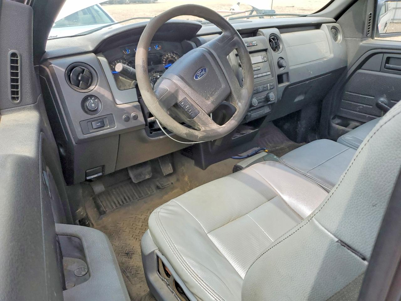 2013 FORD F150