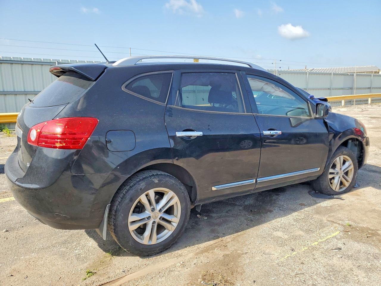 2013 NISSAN ROGUE