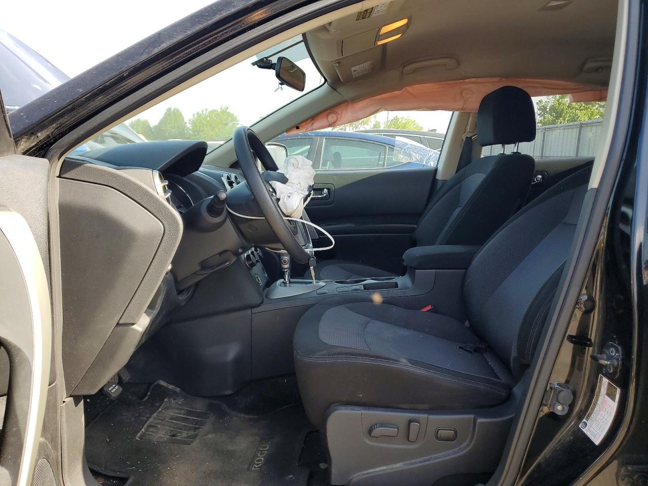 2013 NISSAN ROGUE