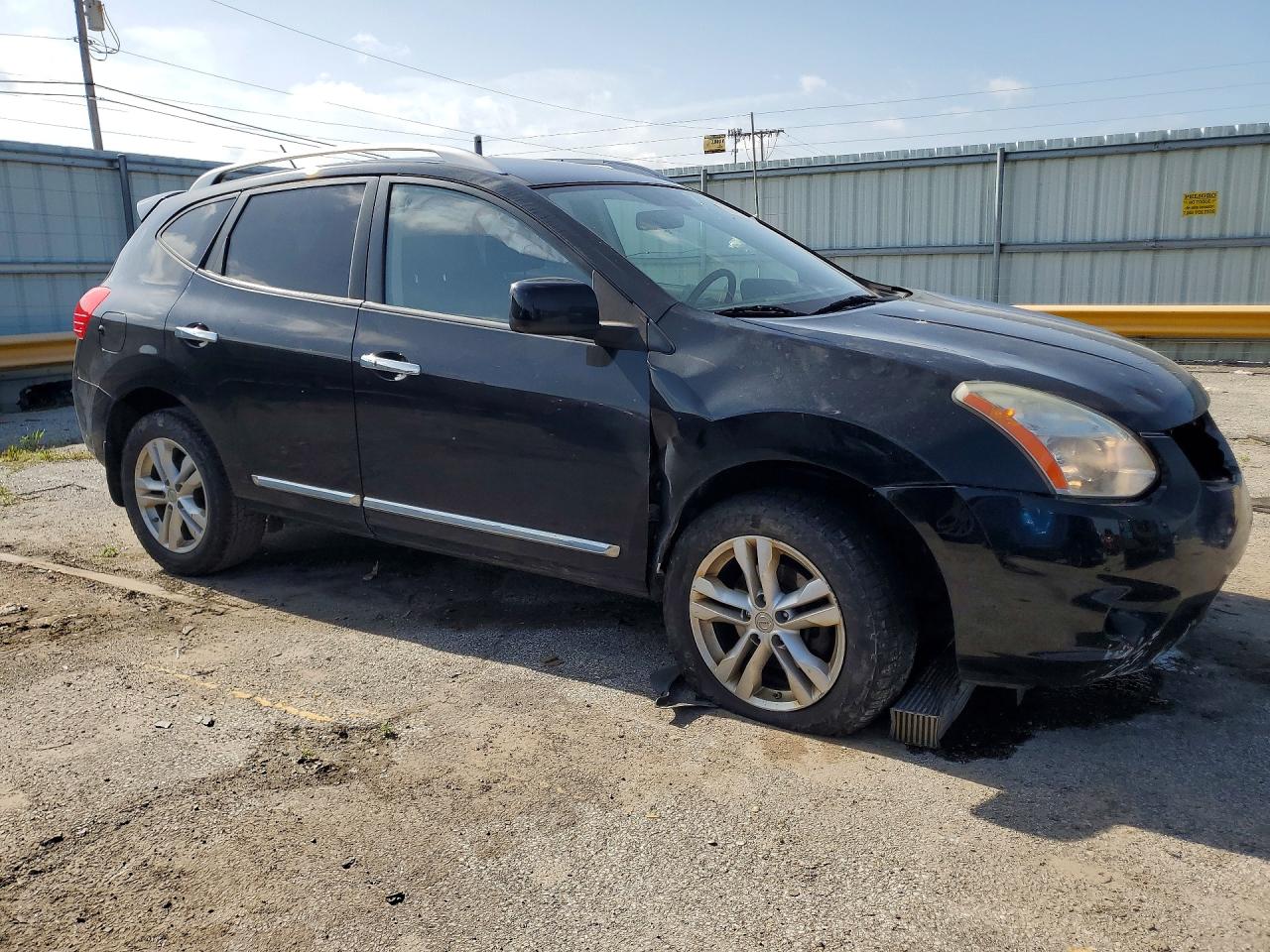 2013 NISSAN ROGUE