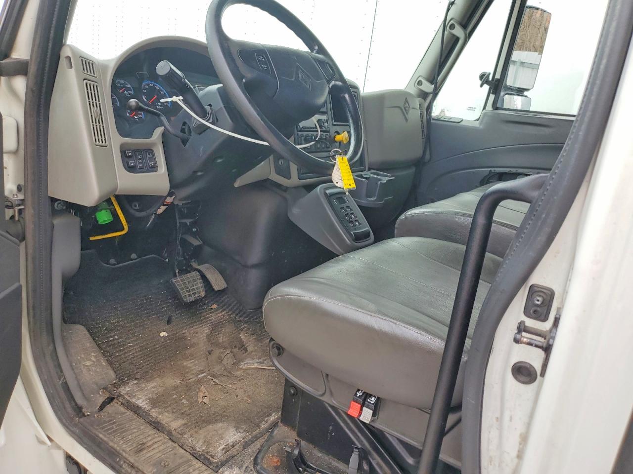 2019 INTERNATIONAL 4000 SERIE