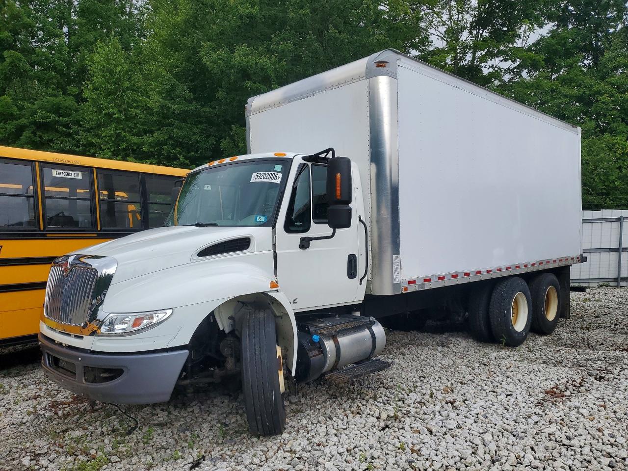 2019 INTERNATIONAL 4000 SERIE
