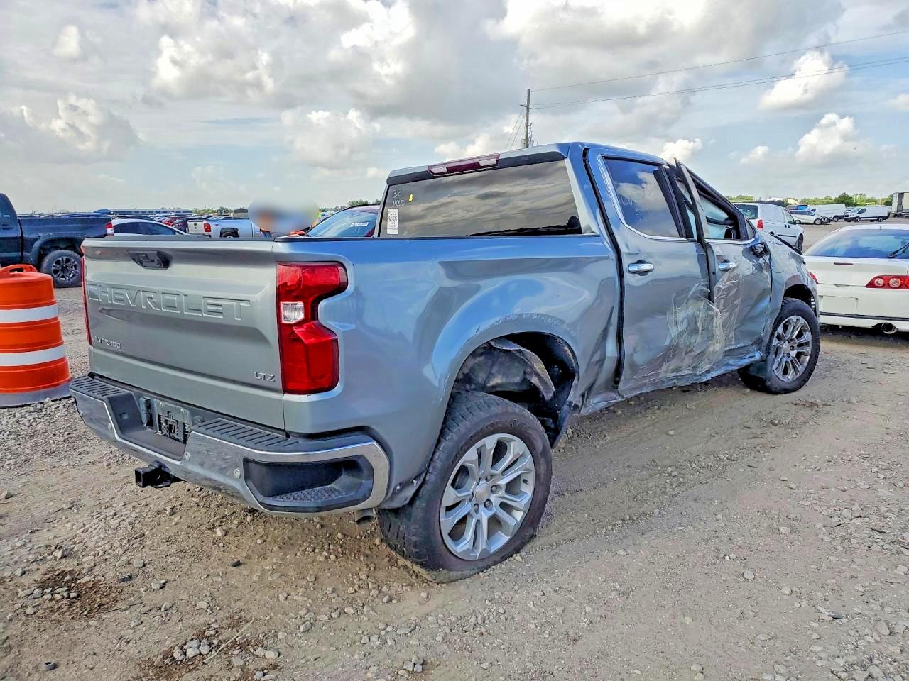 2023 CHEVROLET SILVERADO