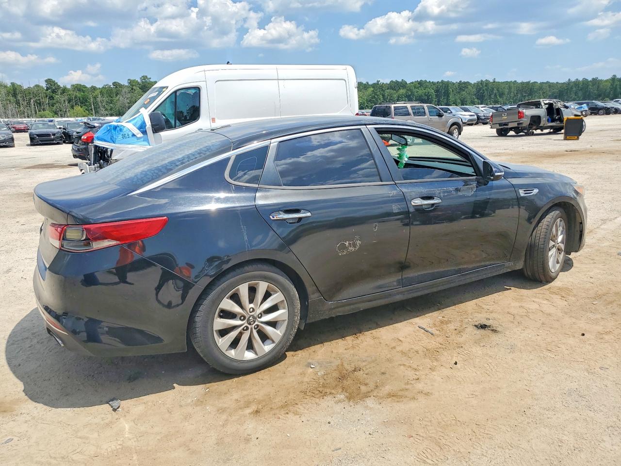 2017 KIA OPTIMA