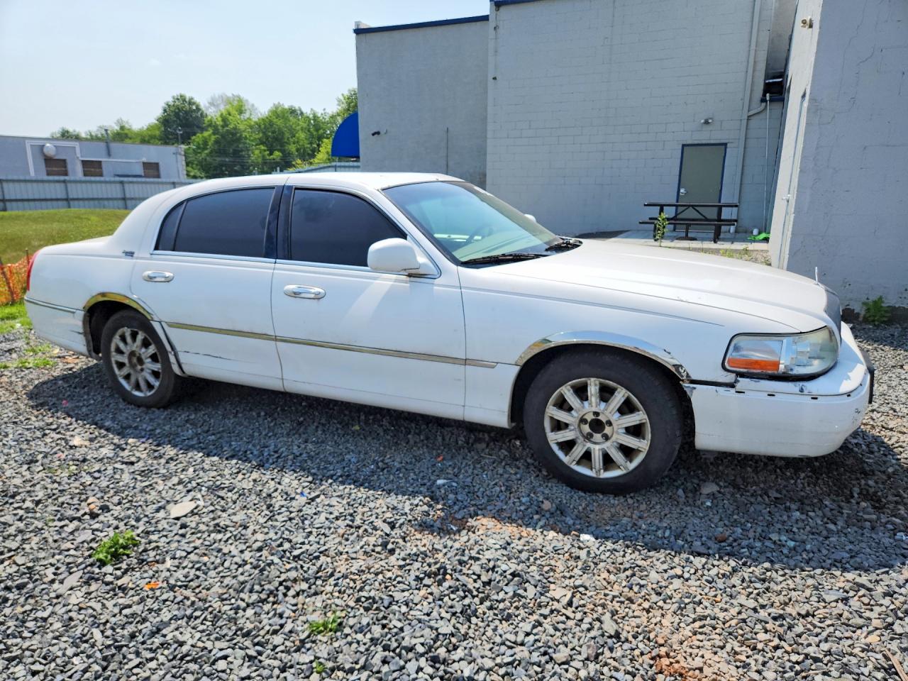 2006 LINCOLN TOWNCAR