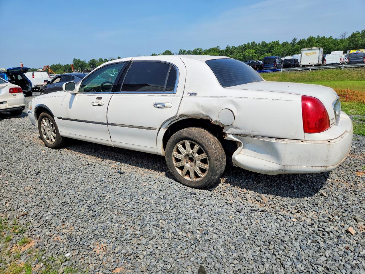 2006 LINCOLN TOWNCAR