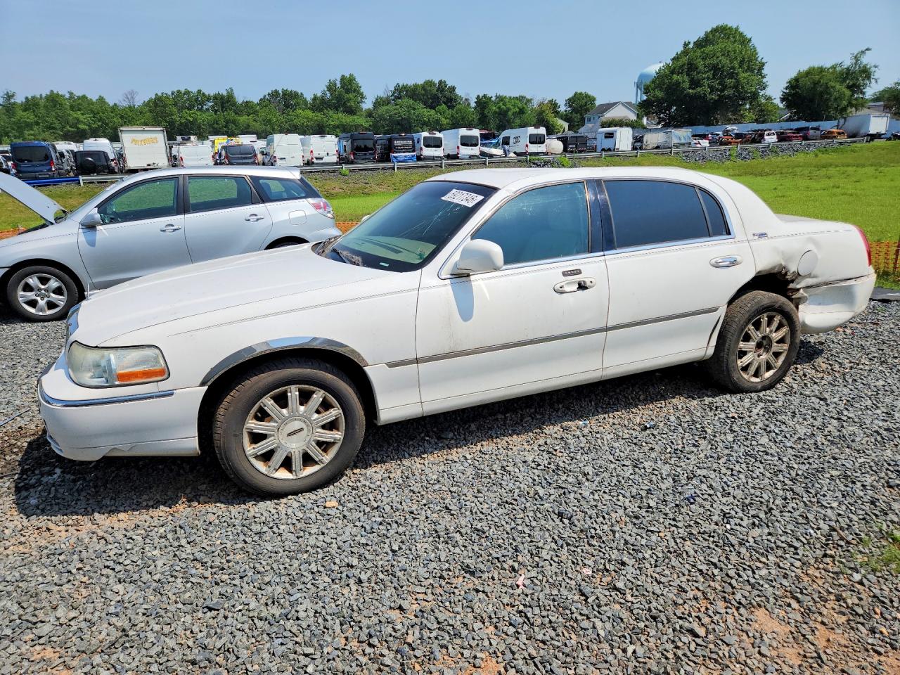 2006 LINCOLN TOWNCAR
