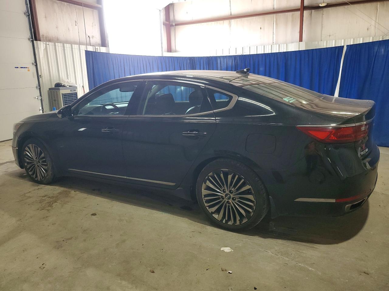2018 KIA CADENZA