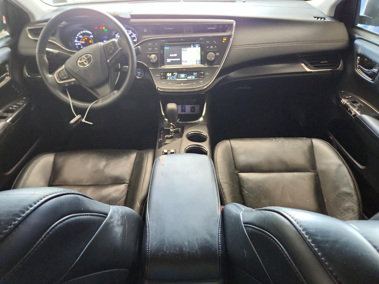 2016 TOYOTA AVALON