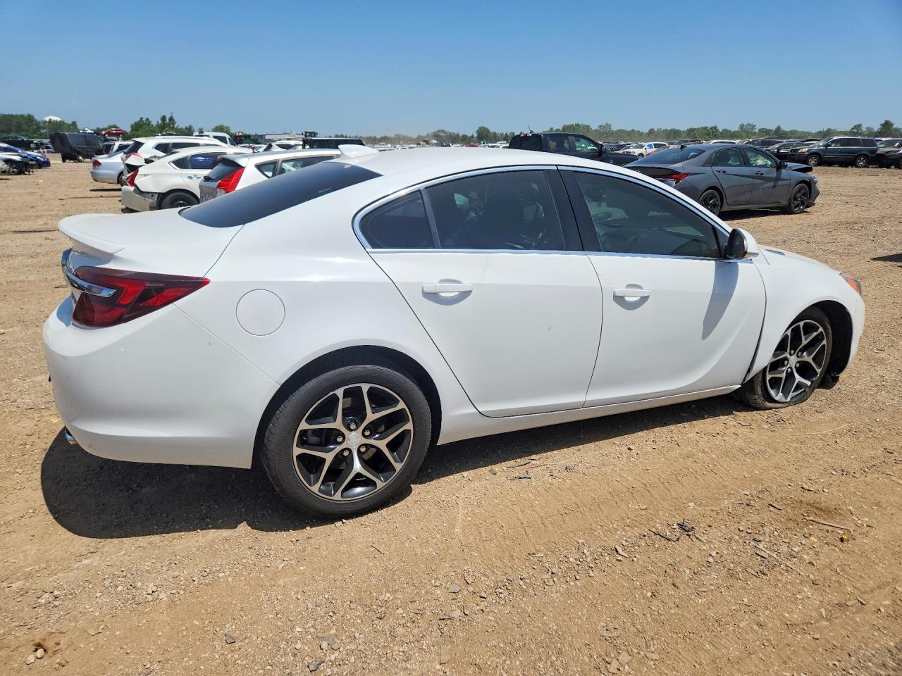 2017 BUICK REGAL