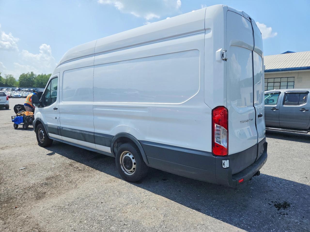 2022 FORD TRANSIT