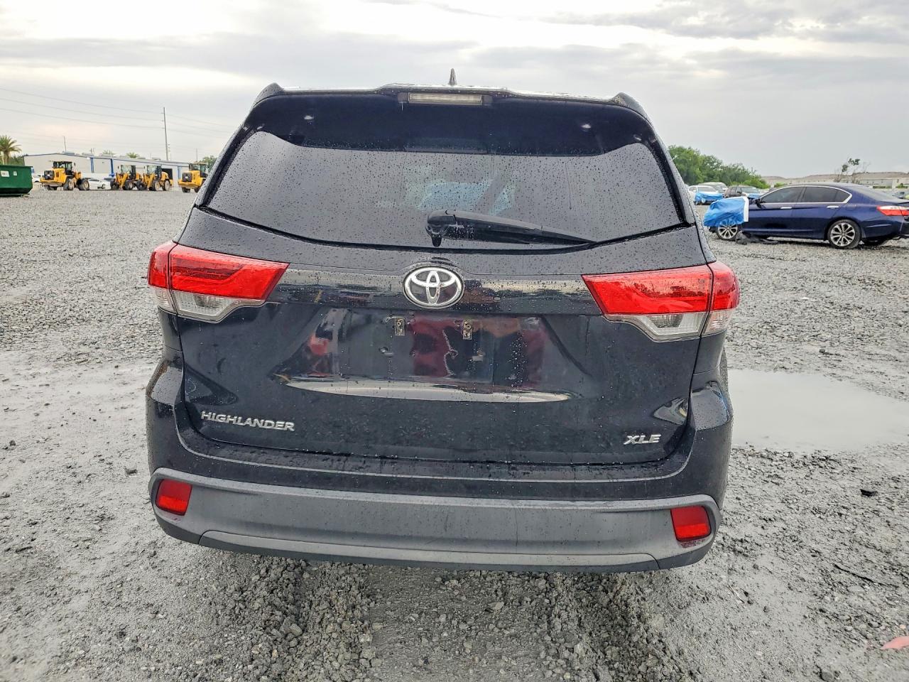 2019 TOYOTA HIGHLANDER