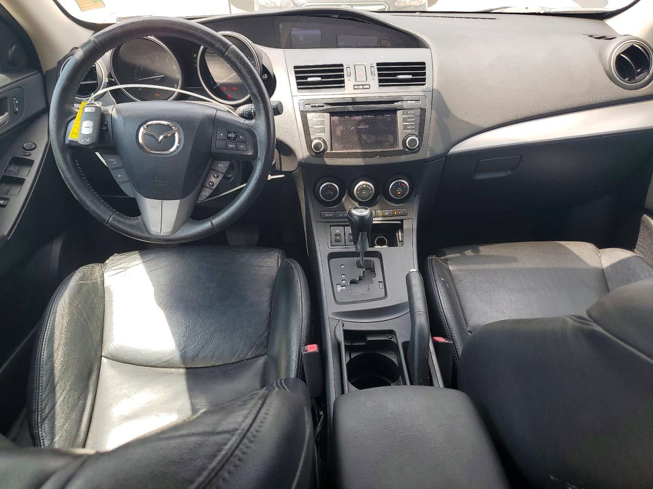 2013 MAZDA 3