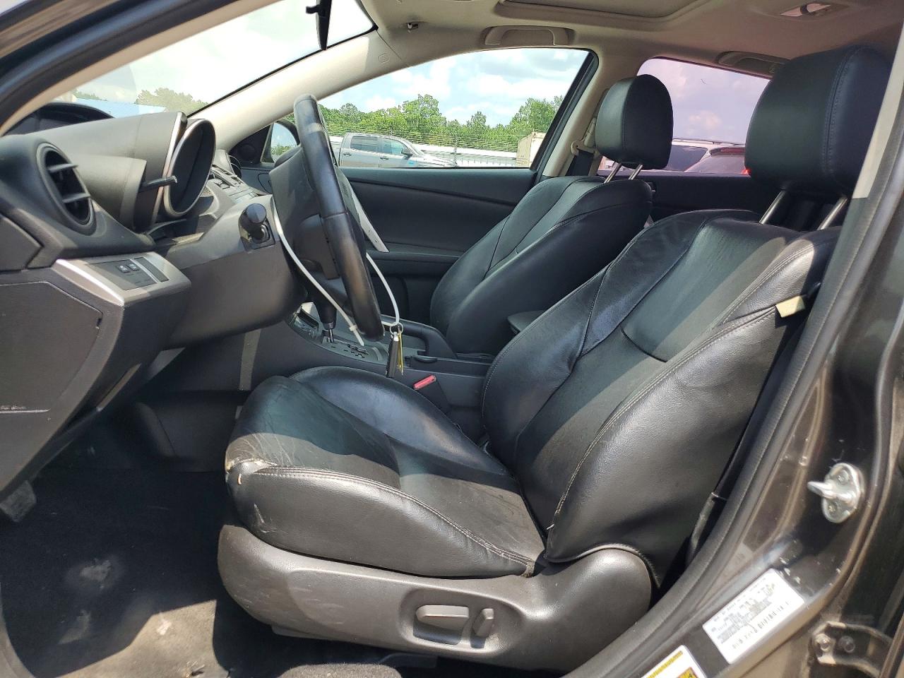 2013 MAZDA 3