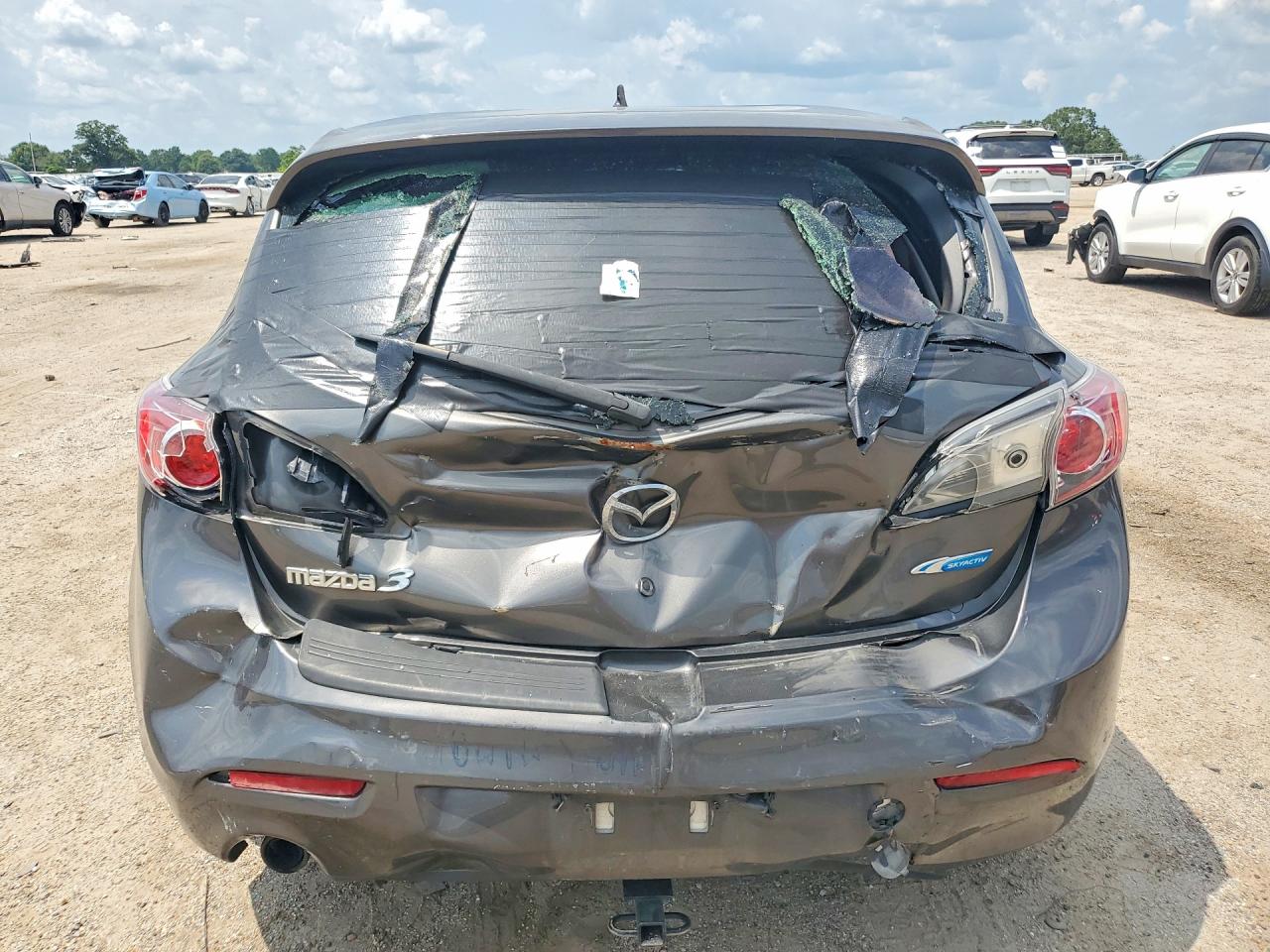 2013 MAZDA 3