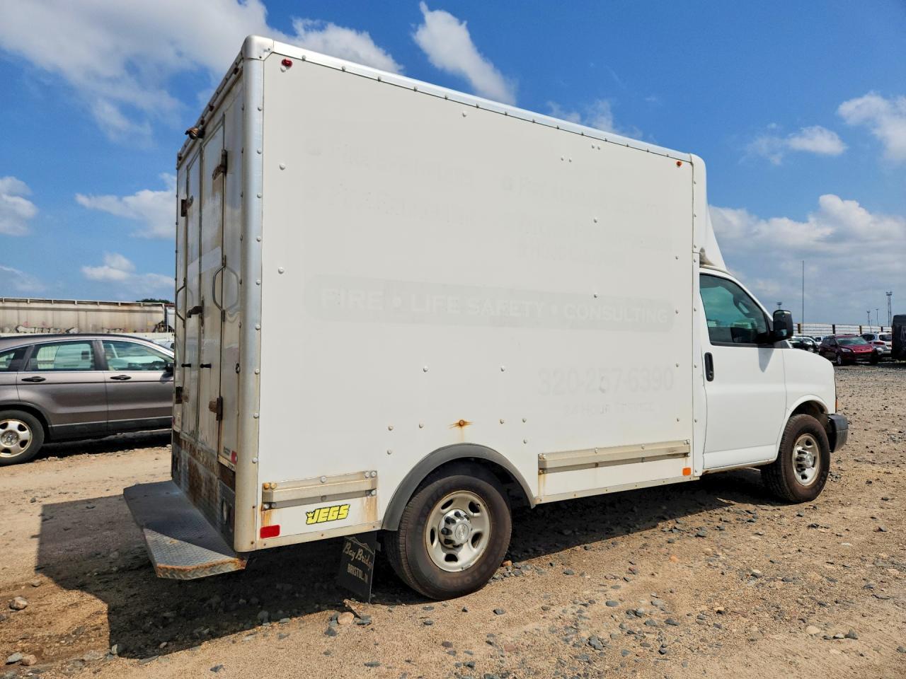 2016 CHEVROLET EXPRESS