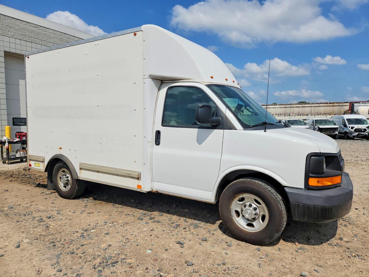 2016 CHEVROLET EXPRESS