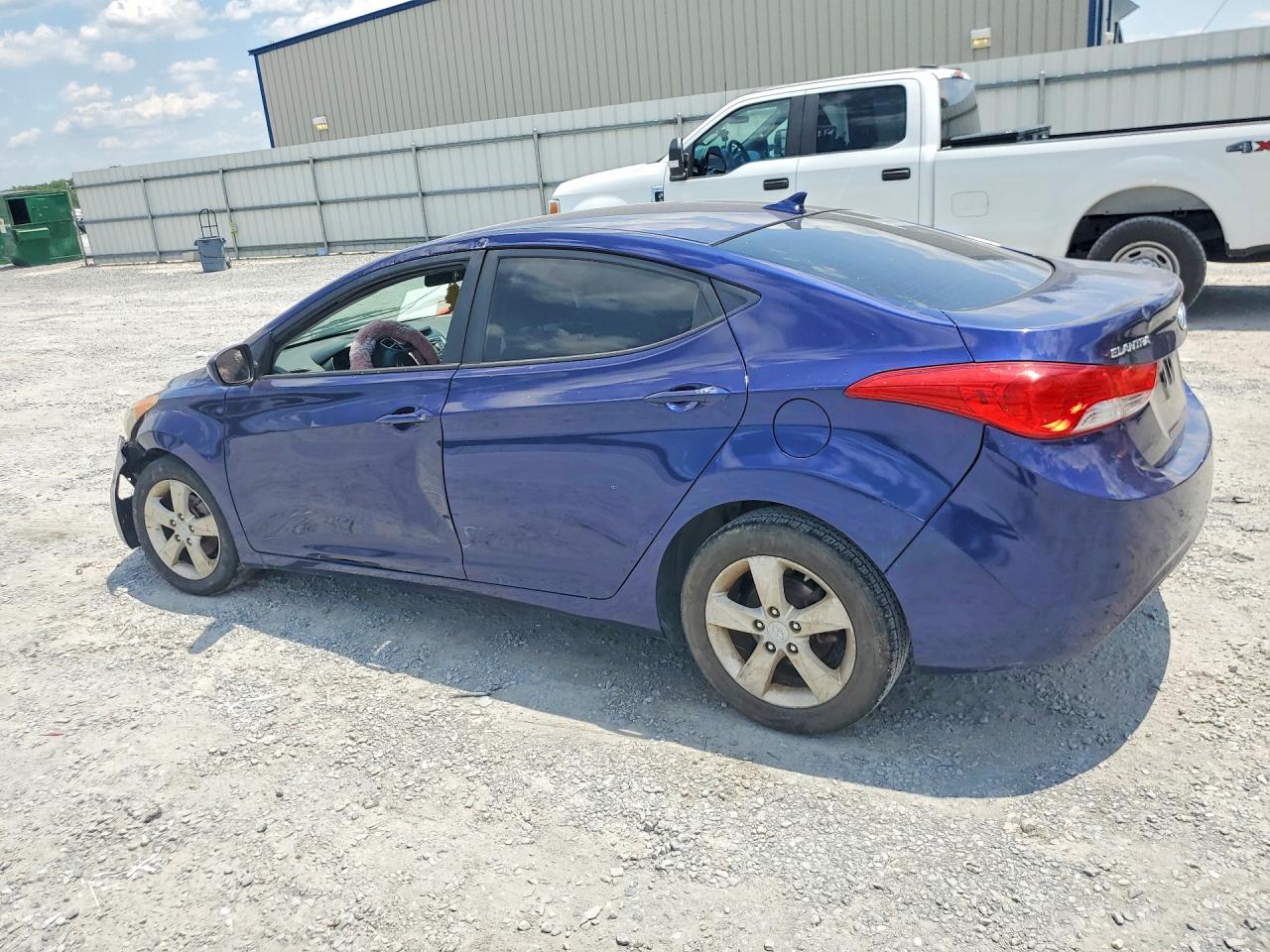 2012 HYUNDAI ELANTRA