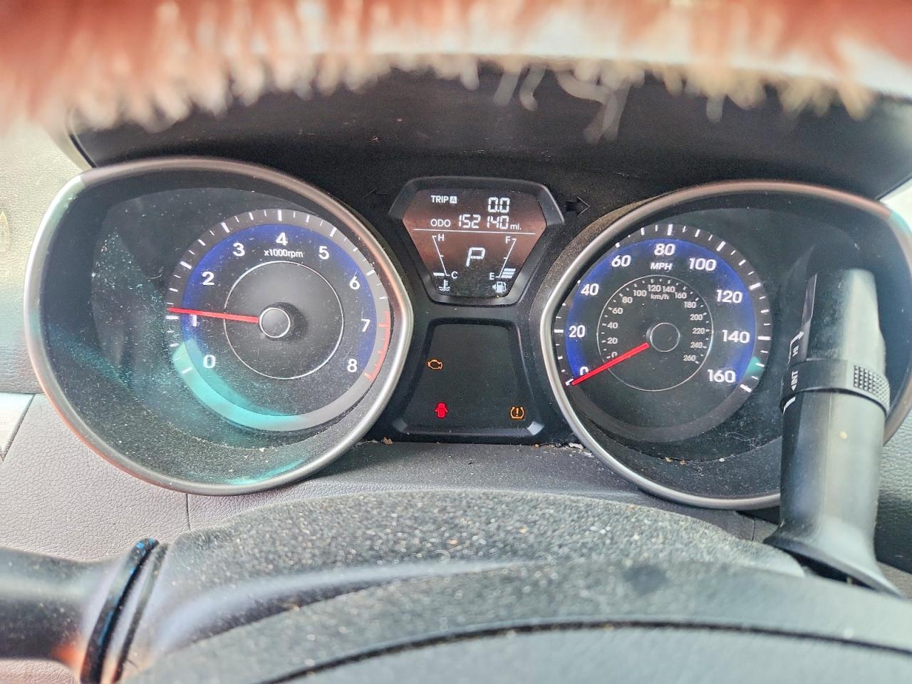 2012 HYUNDAI ELANTRA