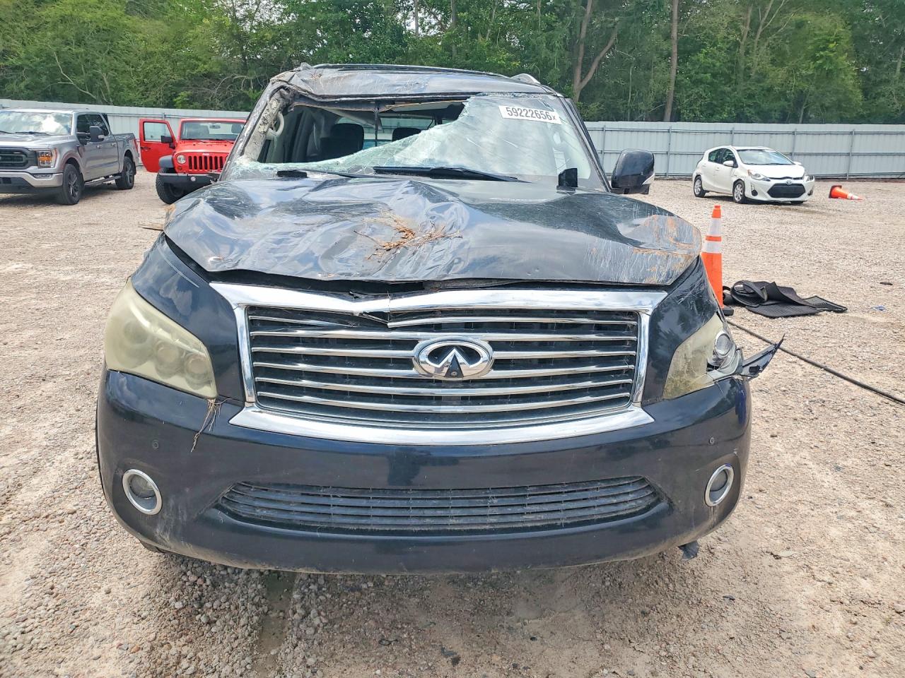 2012 INFINITI QX56 BASE