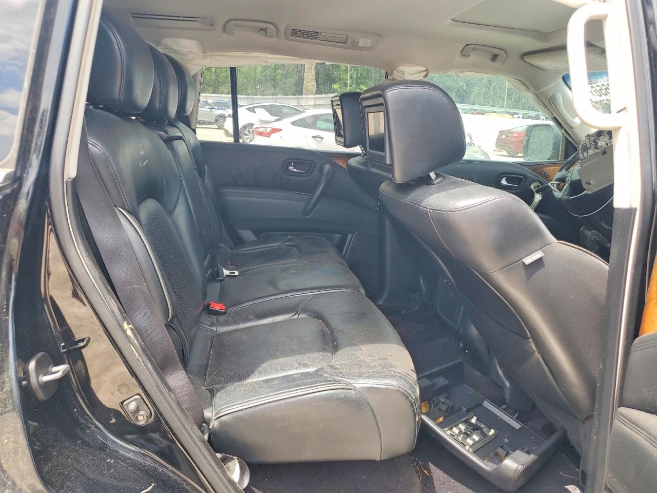 2012 INFINITI QX56 BASE