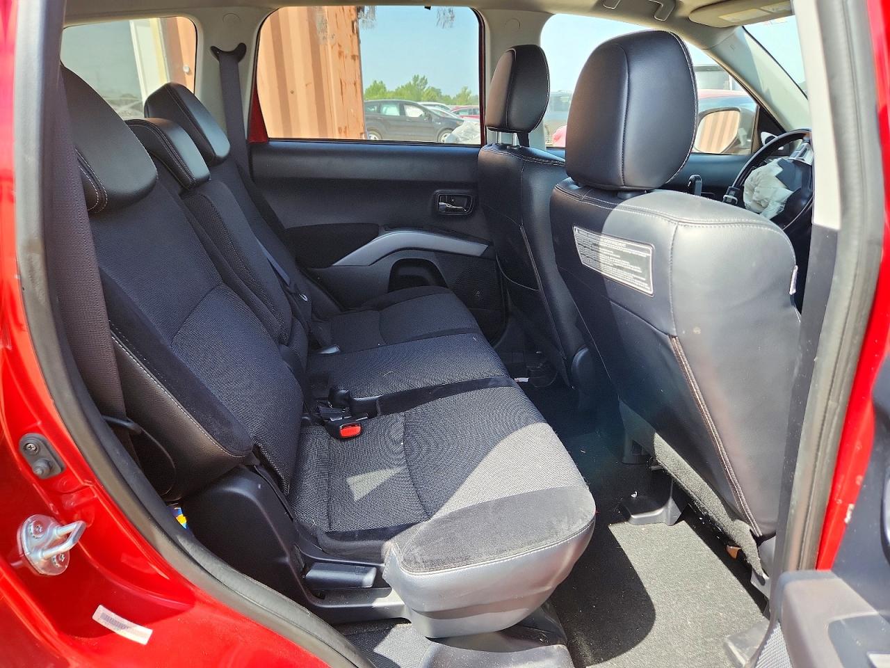 2010 MITSUBISHI OUTLANDER