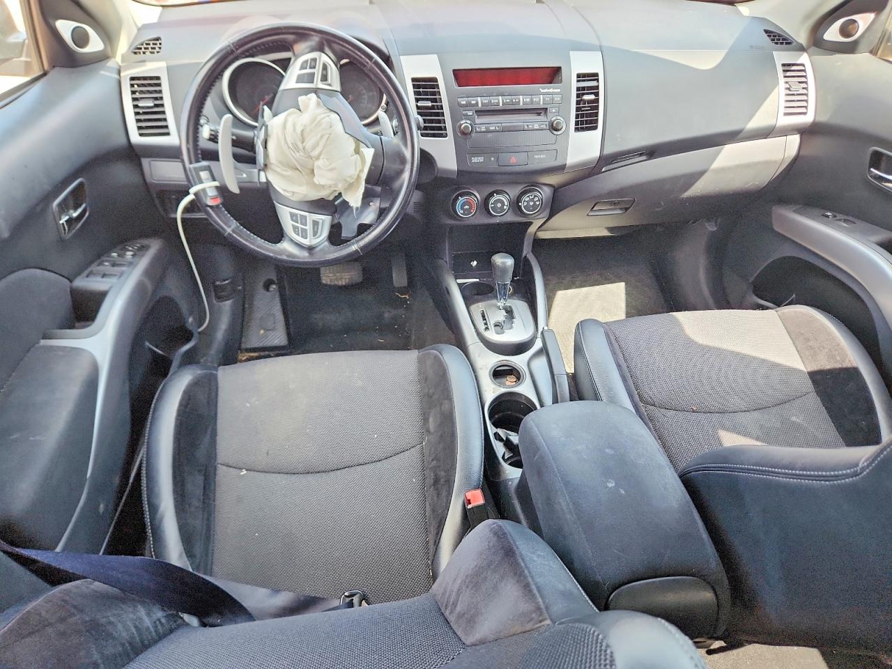 2010 MITSUBISHI OUTLANDER