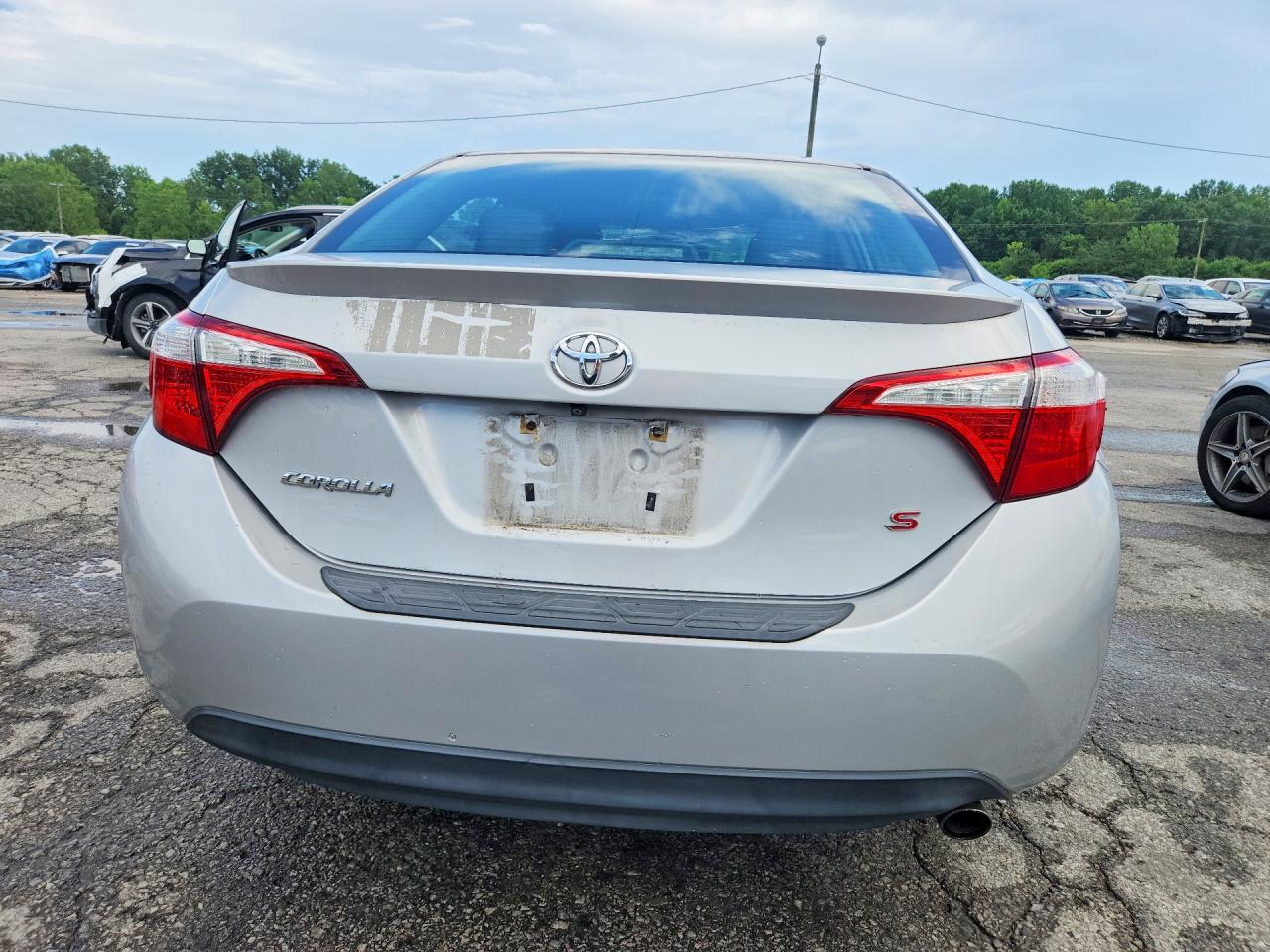2015 TOYOTA COROLLA