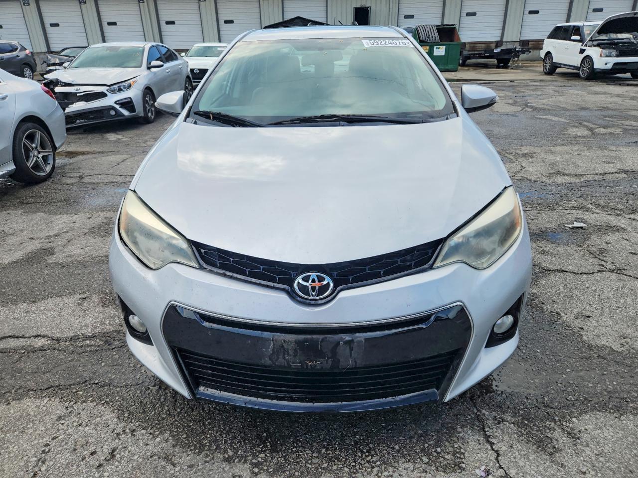 2015 TOYOTA COROLLA