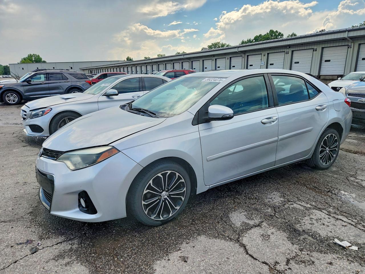 2015 TOYOTA COROLLA