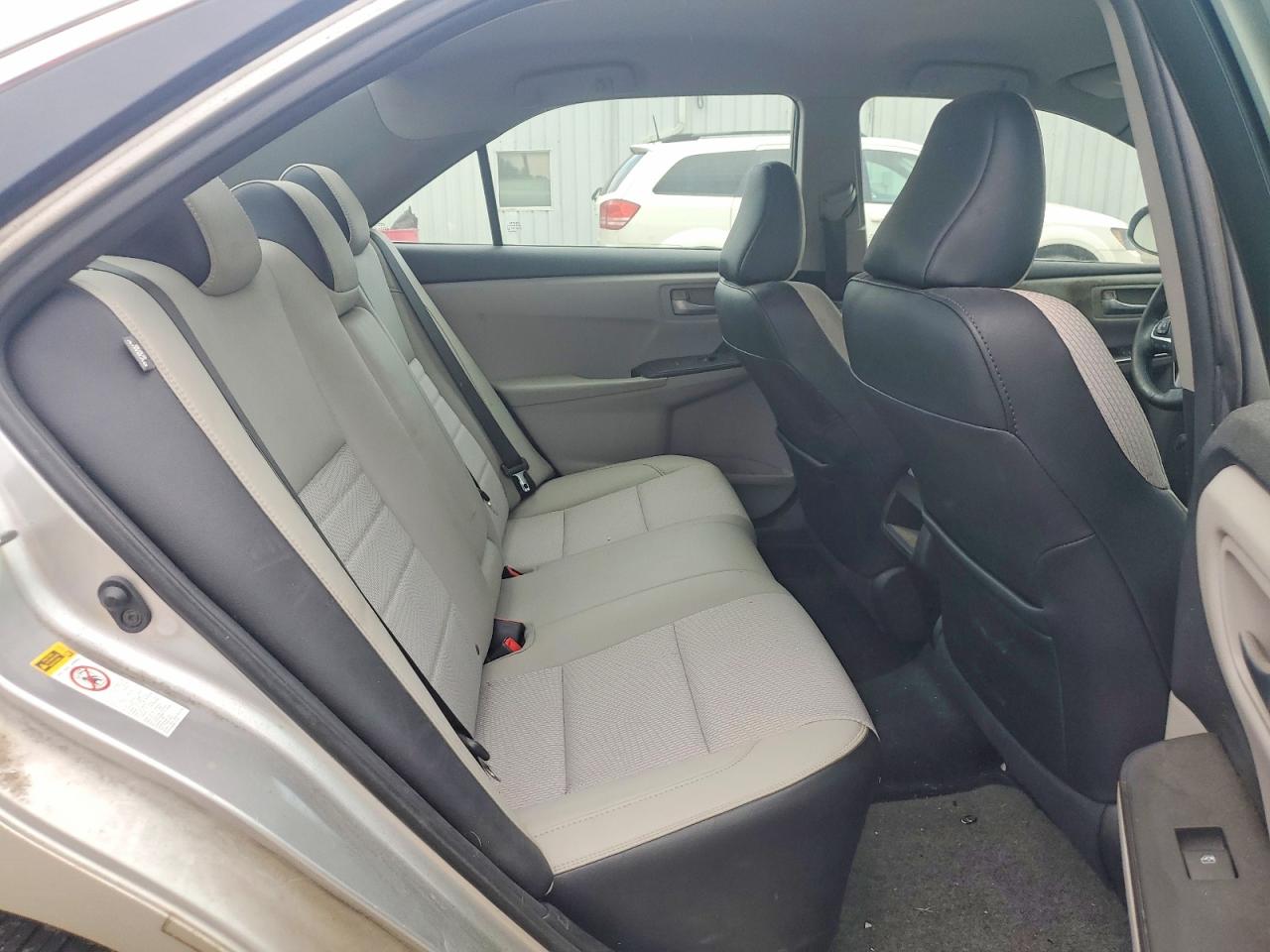 2016 TOYOTA CAMRY