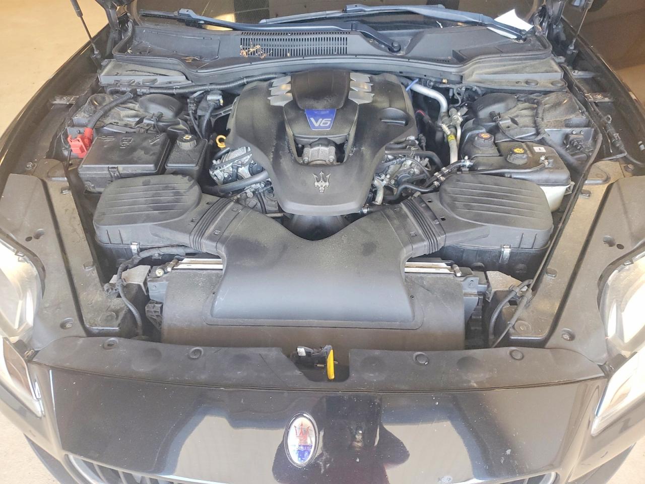 2015 MASERATI QUATTROPOR