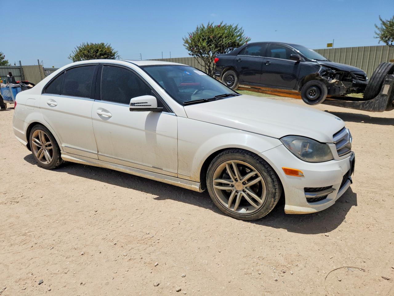 2013 MERCEDES-BENZ C-CLASS