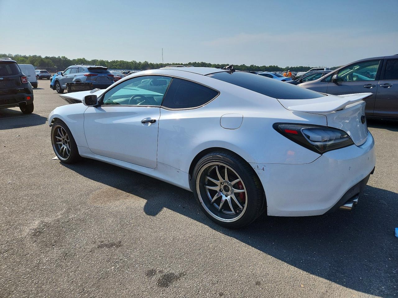 2015 HYUNDAI GENESIS
