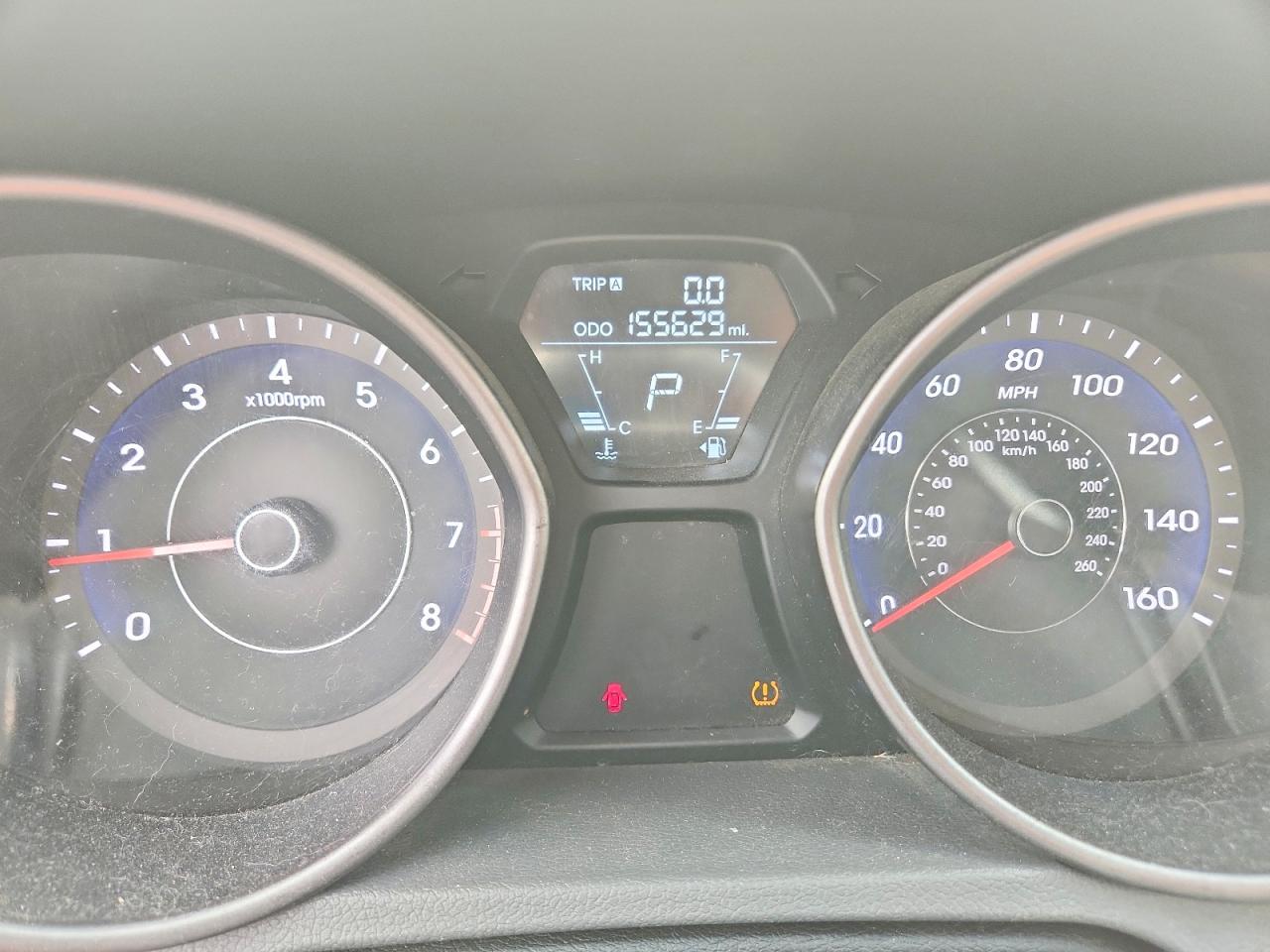 2013 HYUNDAI ELANTRA