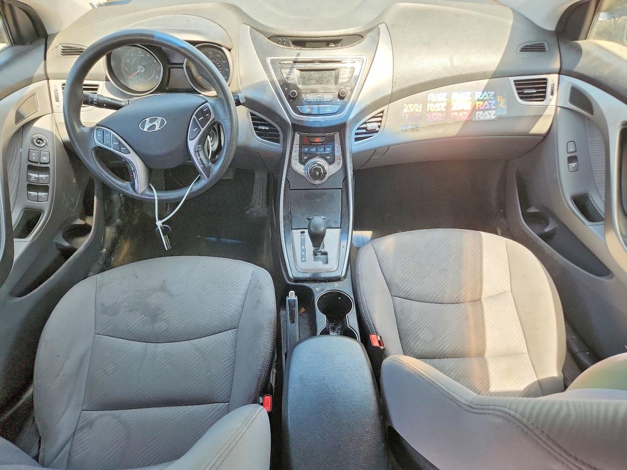 2013 HYUNDAI ELANTRA