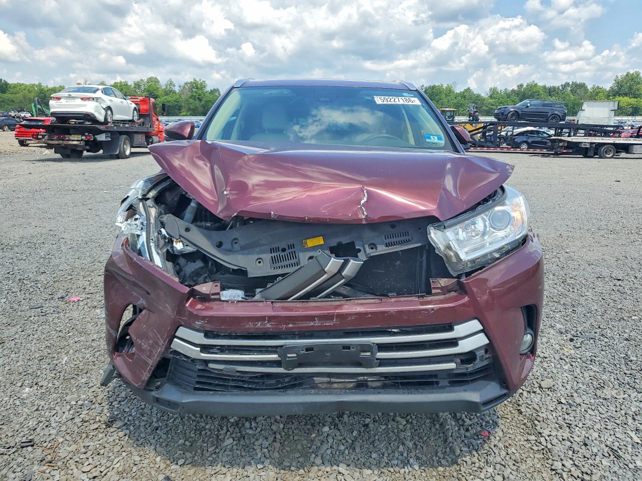 2017 TOYOTA HIGHLANDER