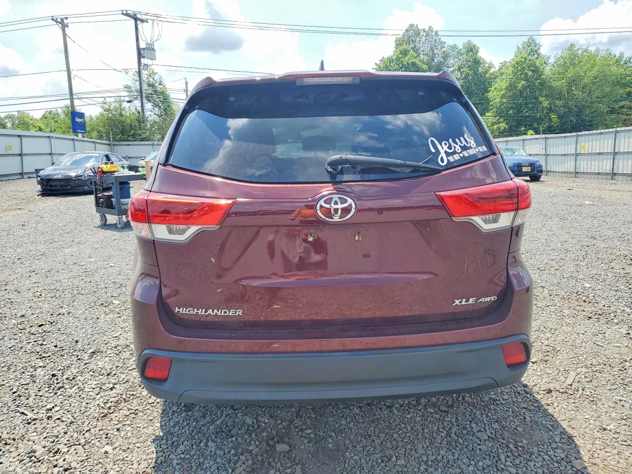 2017 TOYOTA HIGHLANDER
