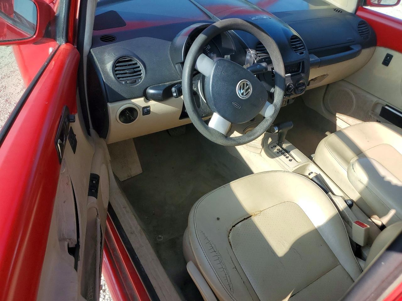 2003 VOLKSWAGEN BEETLE