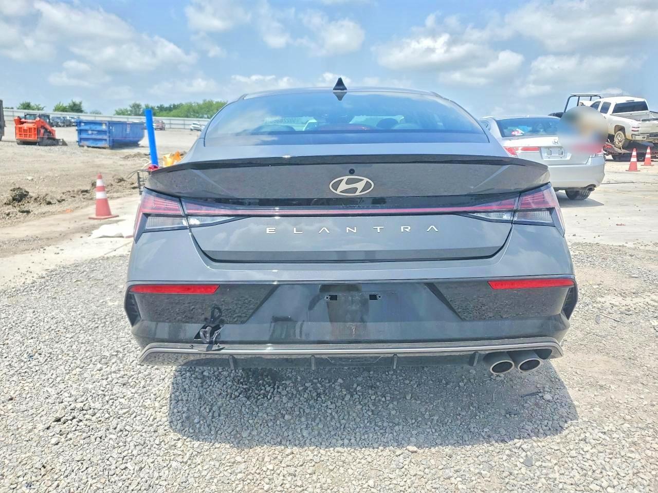 2025 HYUNDAI ELANTRA