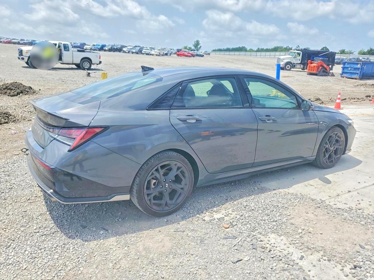 2025 HYUNDAI ELANTRA