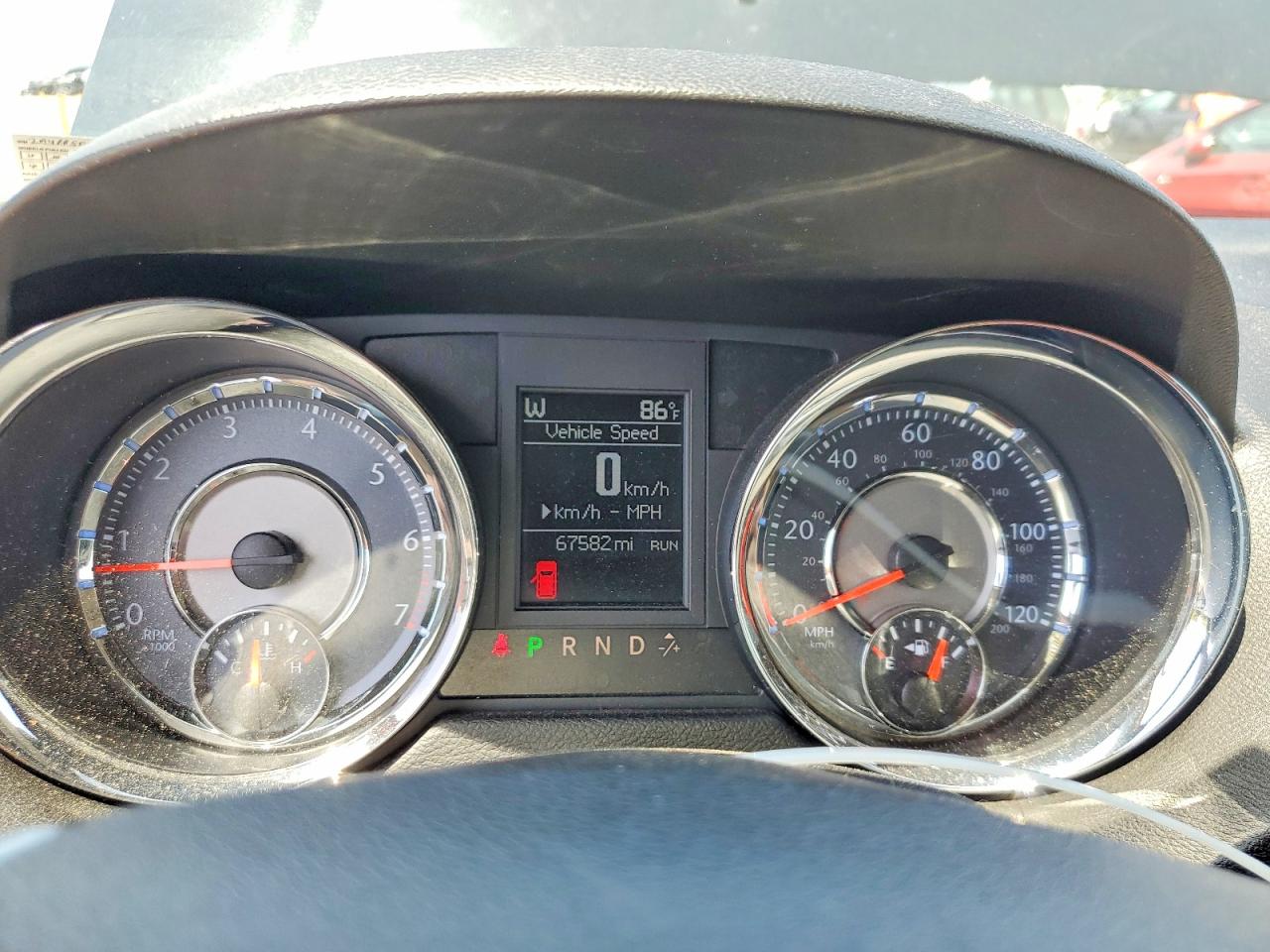 2011 CHRYSLER MINIVAN