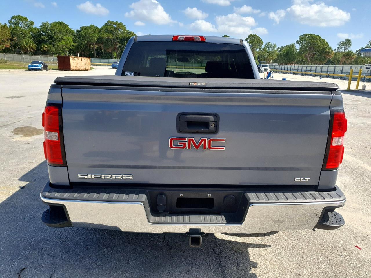 2015 GMC SIERRA