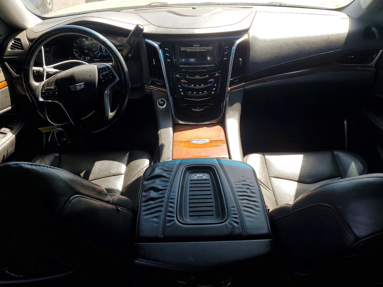 2018 CADILLAC ESCALADE