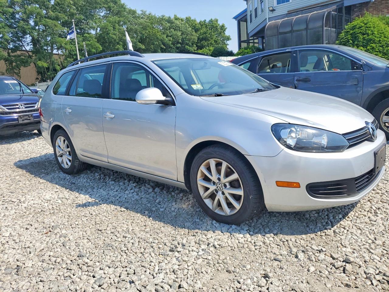 2011 VOLKSWAGEN JETTA