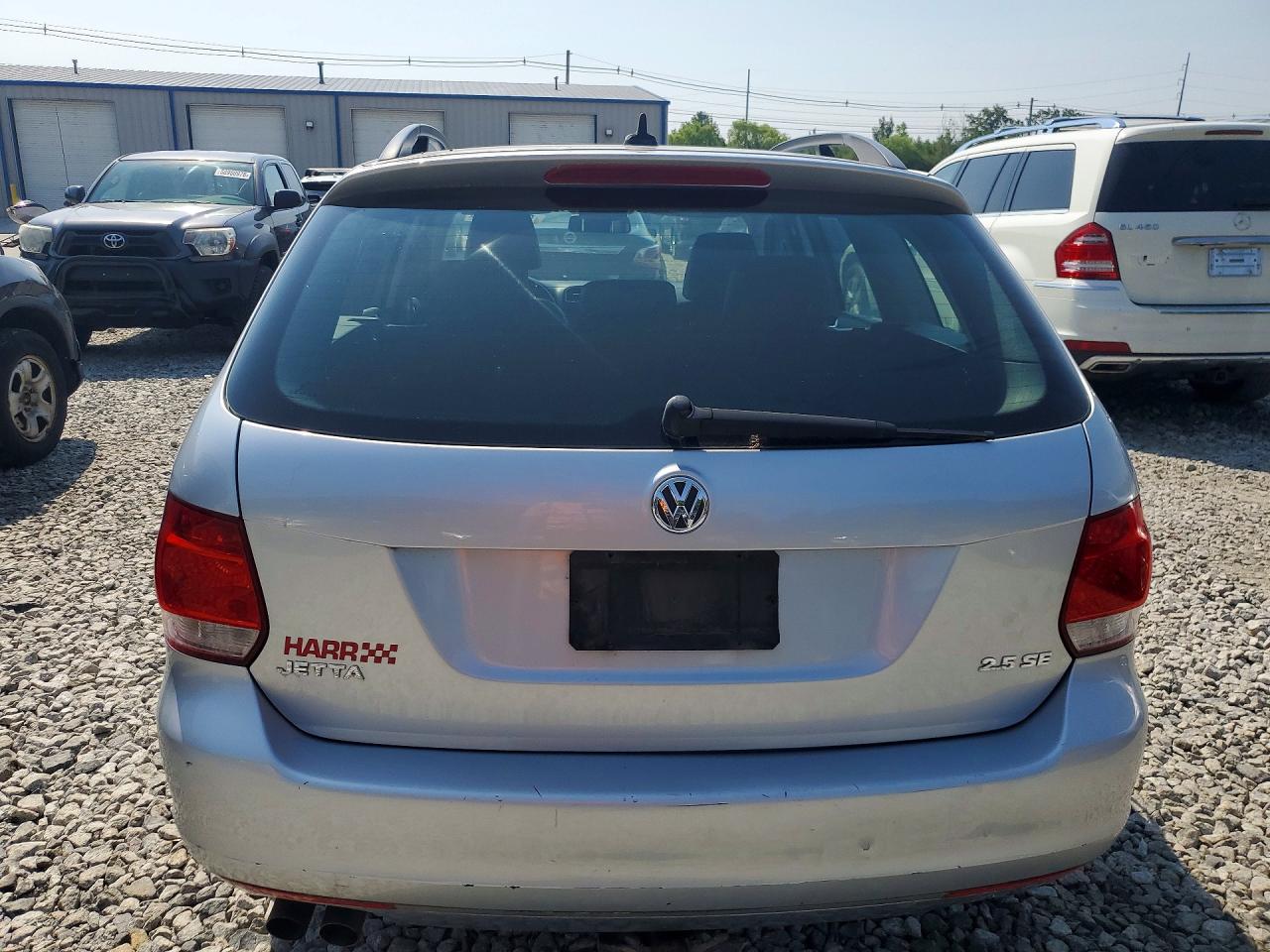 2011 VOLKSWAGEN JETTA