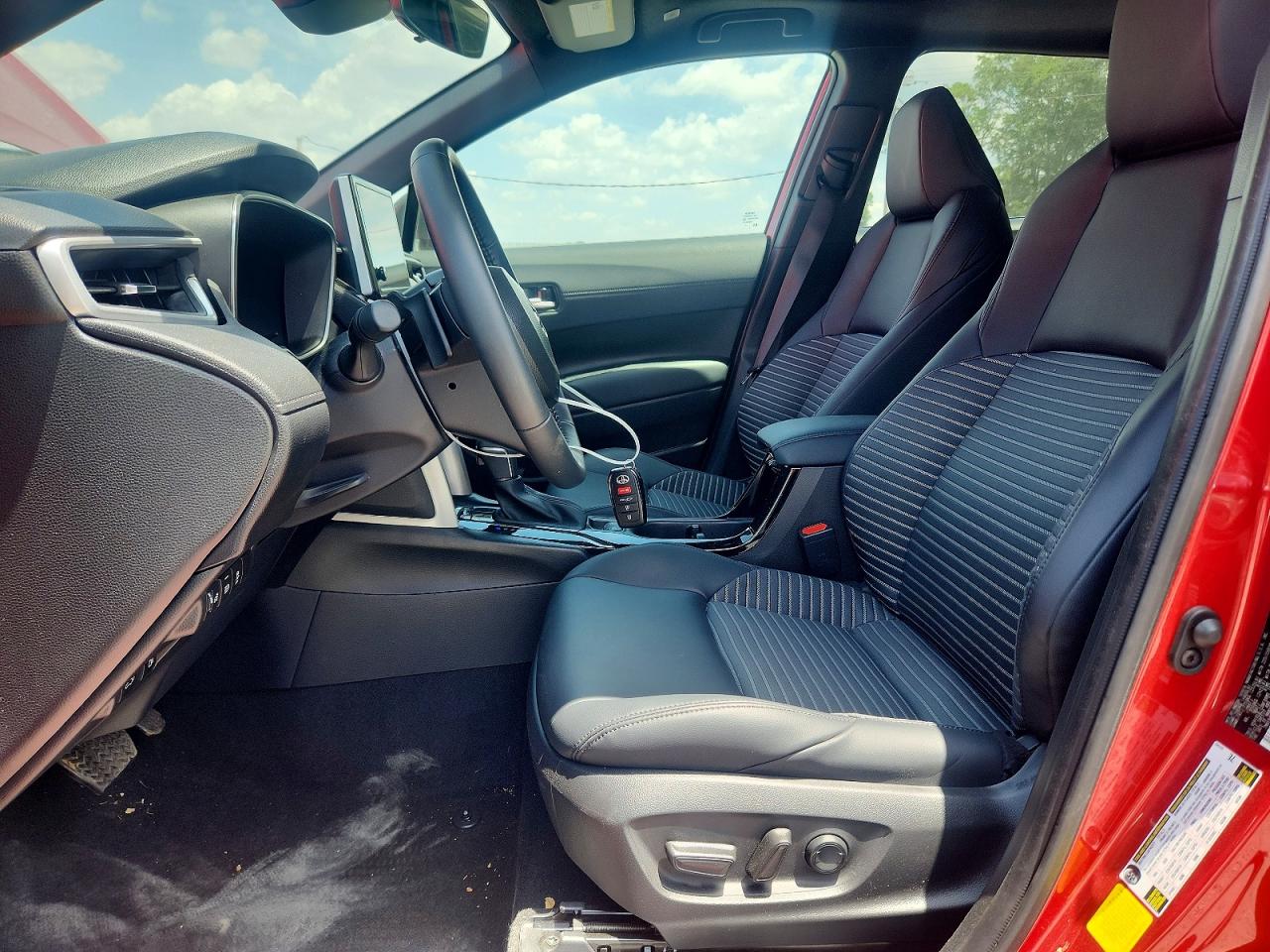 2025 TOYOTA COROLLA