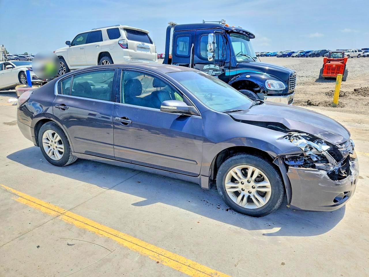 2012 NISSAN ALTIMA