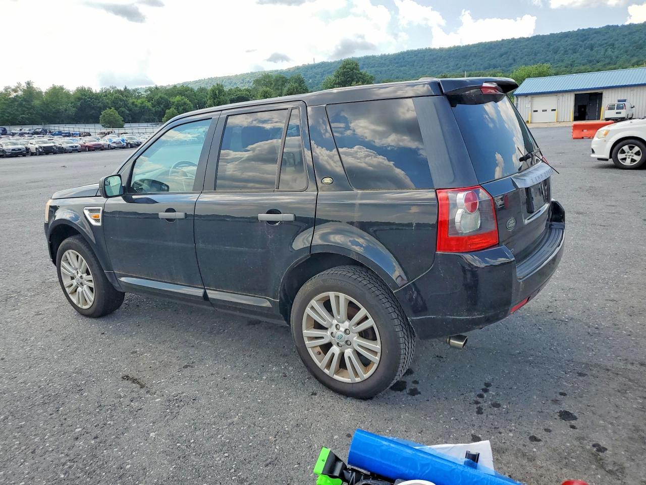 2009 LAND ROVER LR2